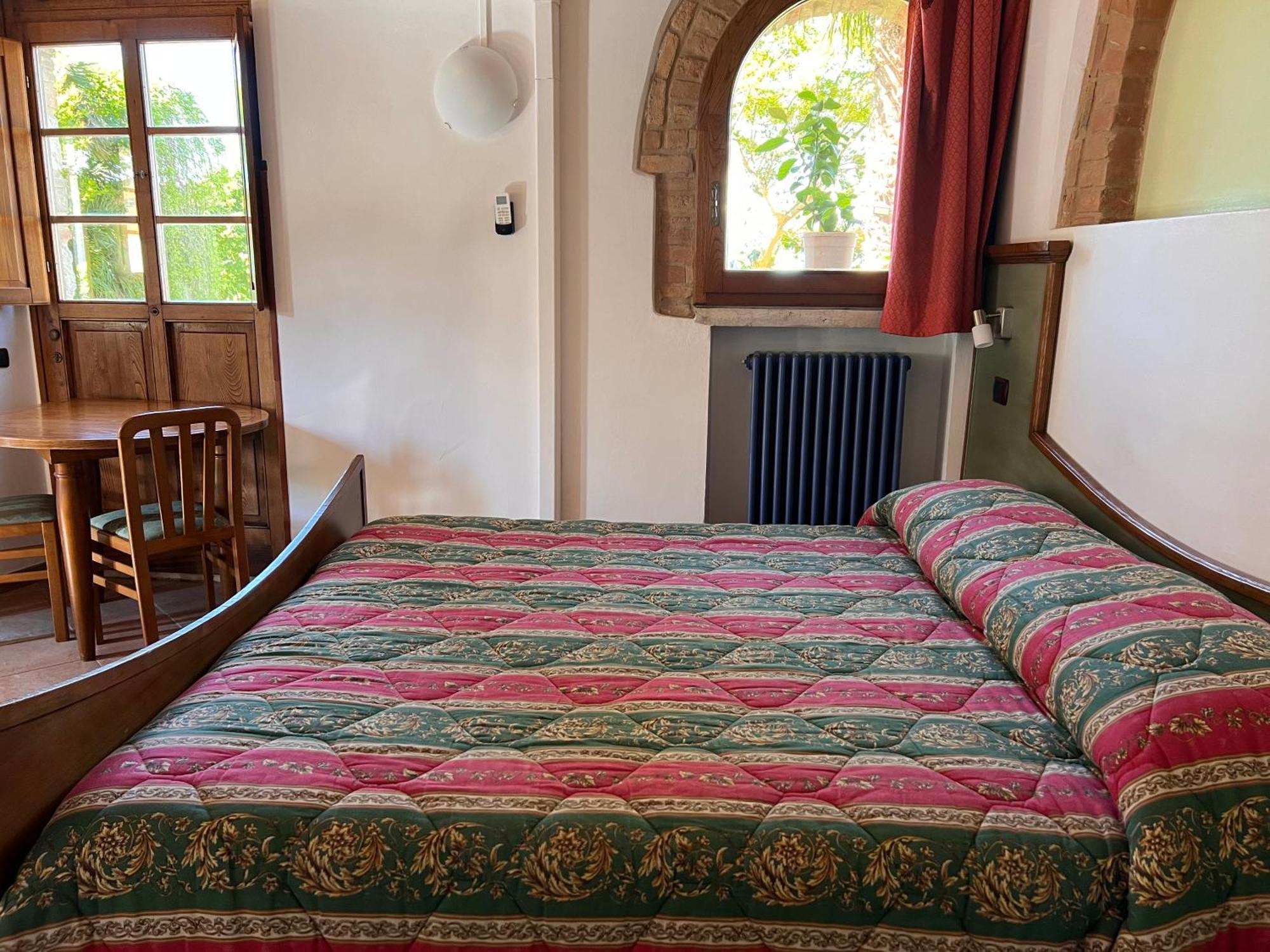 Bed & Breakfast Casale Gregoriano And Apartaments San Gimignano Exteriér fotografie